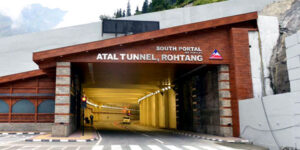 manali to sissu via atal tunnel taxi fare